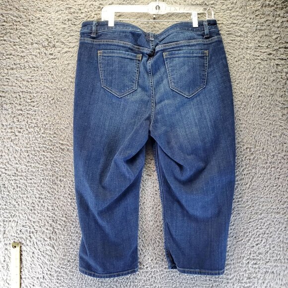 Lane Bryant Jeans Womens Size 16 Blue Denim Stretch Capri Classic Fit - Picture 12 of 13